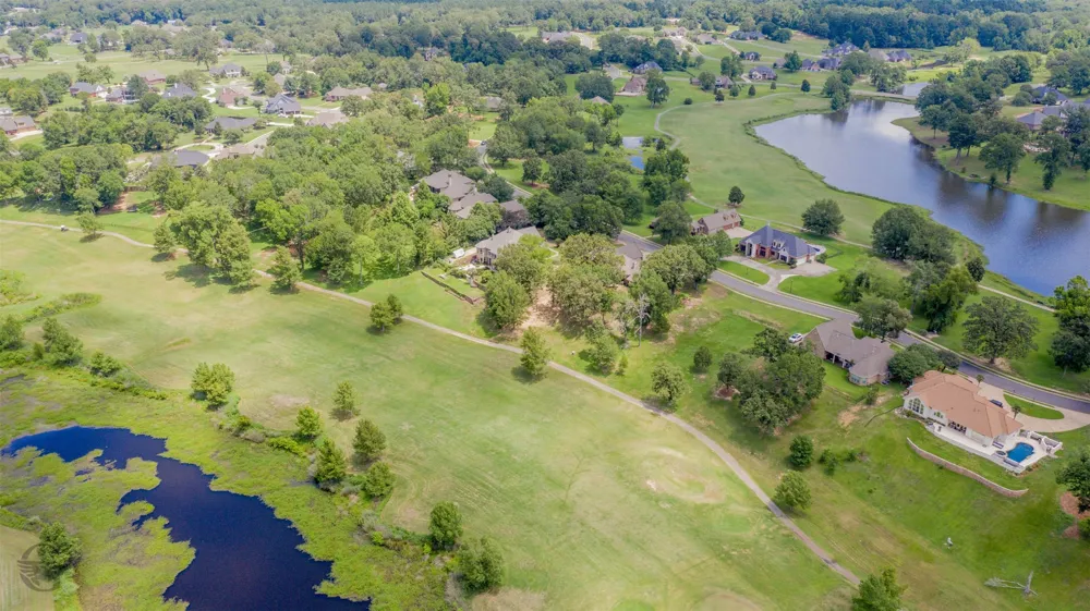 52 Golf Club Drive Haughton, LA 71037
