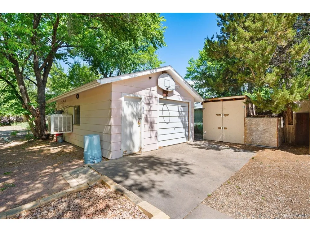 353 Dozier Avenue Canon City, CO 81212