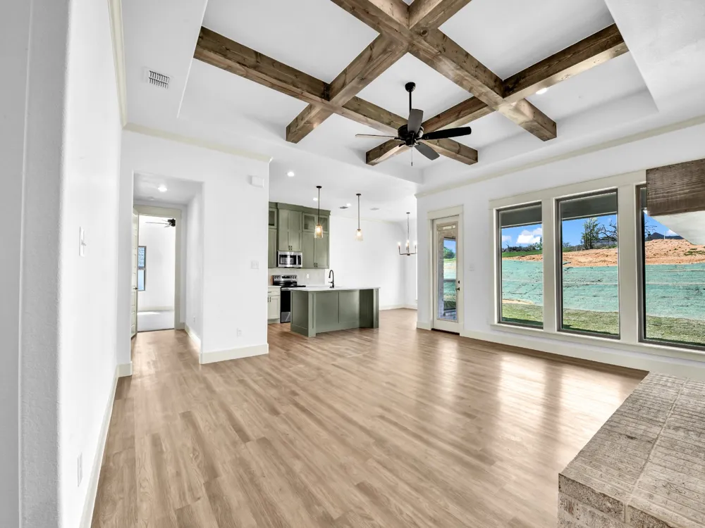 10016 Valley Oak Way Springtown, TX 76082