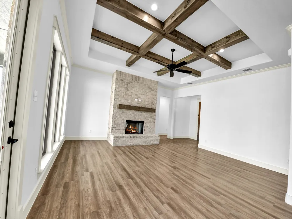 10016 Valley Oak Way Springtown, TX 76082
