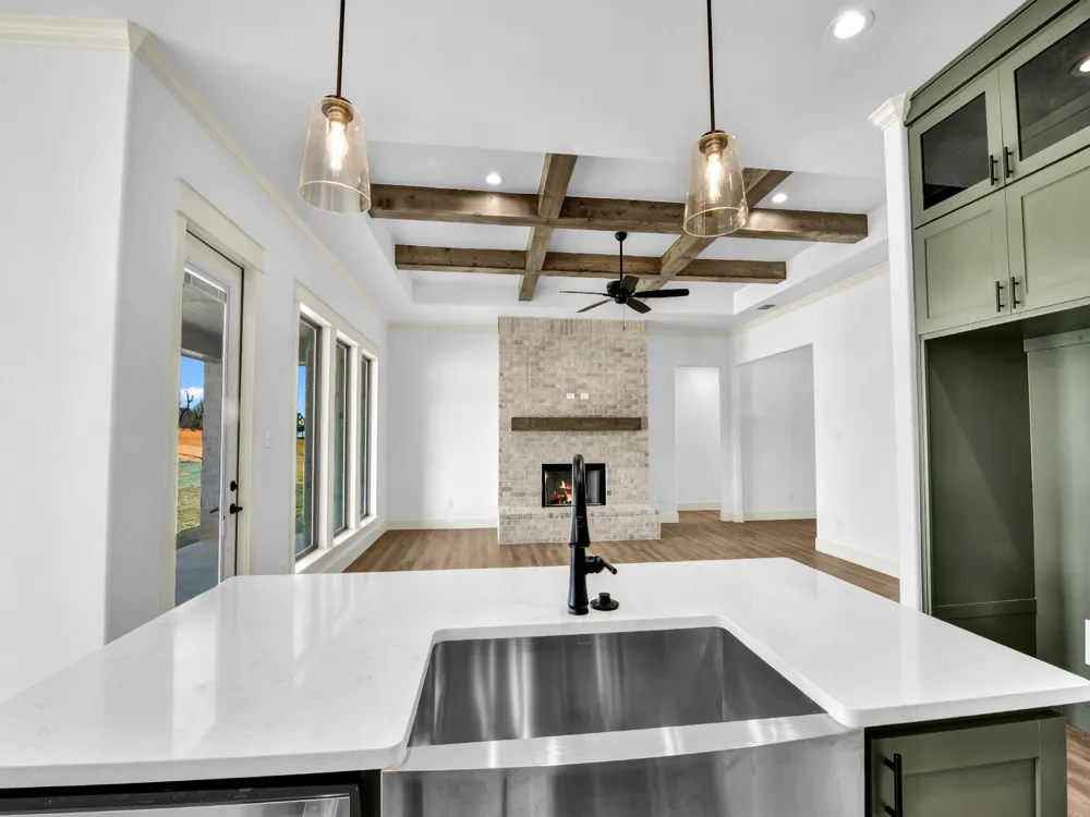 10016 Valley Oak Way Springtown, TX 76082