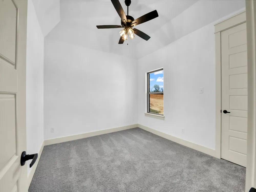 10016 Valley Oak Way Springtown, TX 76082