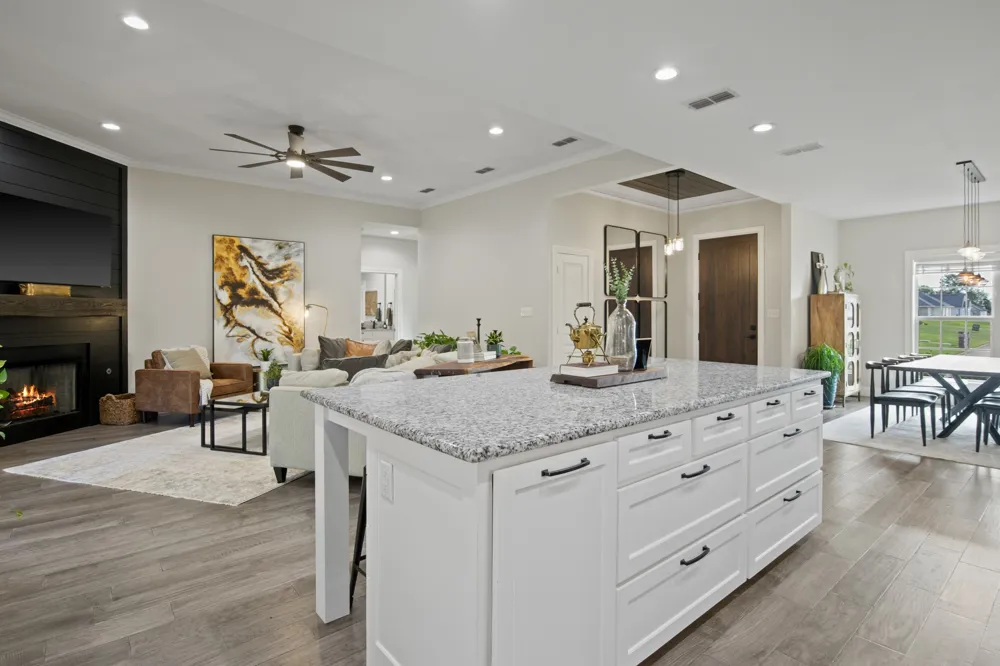 2729 Stone Briar Mt Pleasant, TX 75455