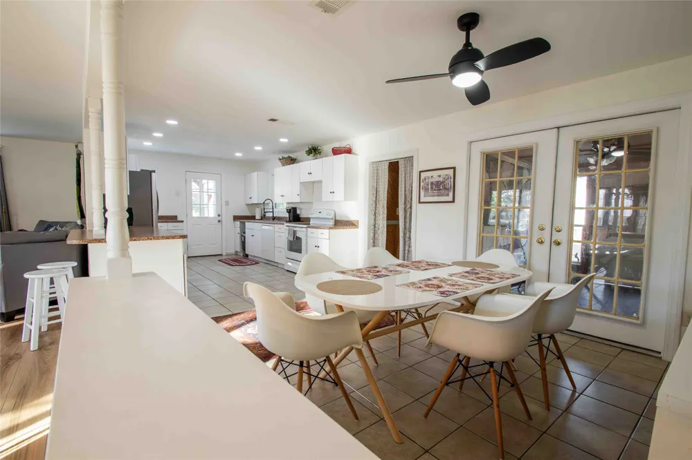 704 Callender Lake Drive Murchison, TX 75778