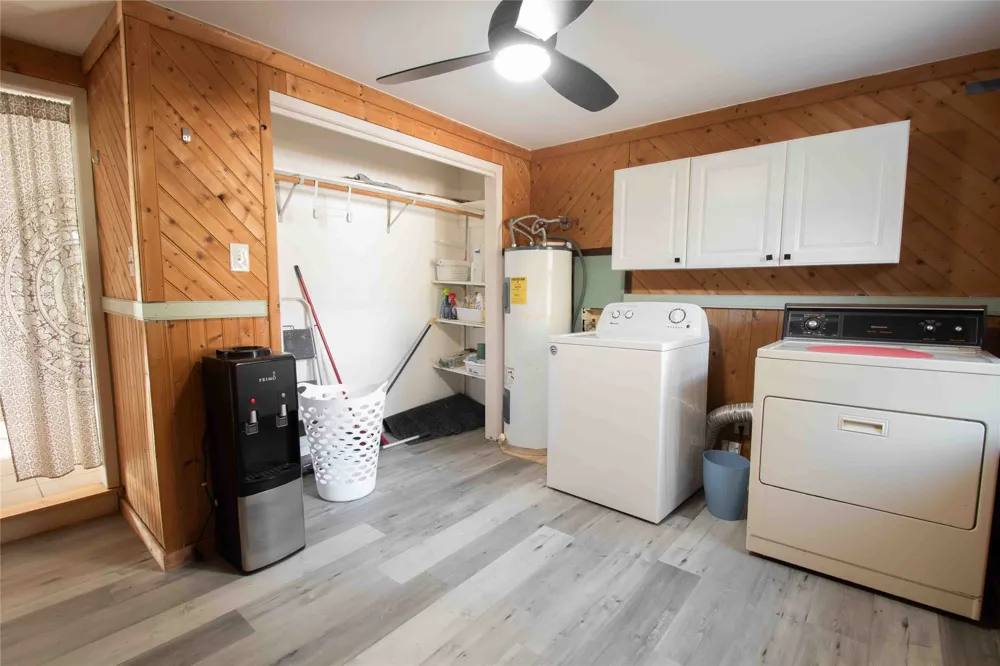 704 Callender Lake Drive Murchison, TX 75778