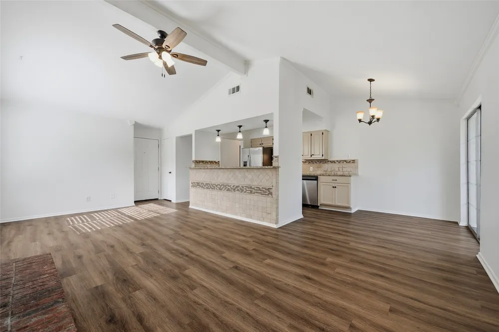 914 W Washington Street #F Sherman, TX 75092
