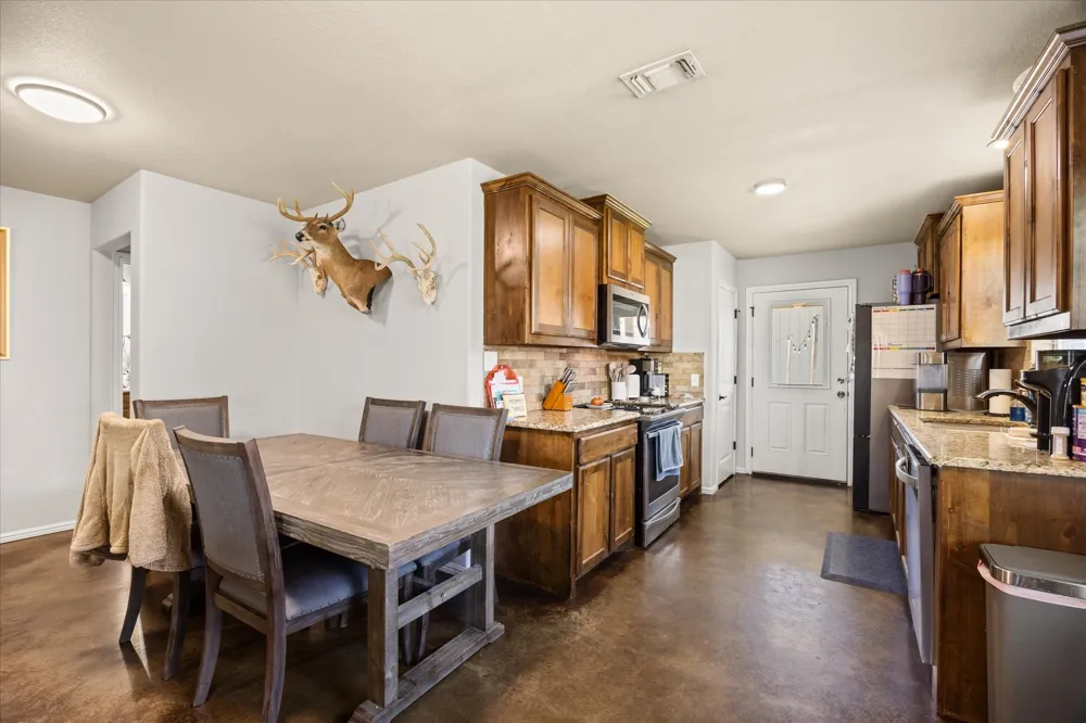 403 W 5th Street Tolar, TX 76476