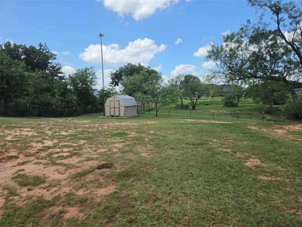 511 Erwin Road Poolville, TX 76487