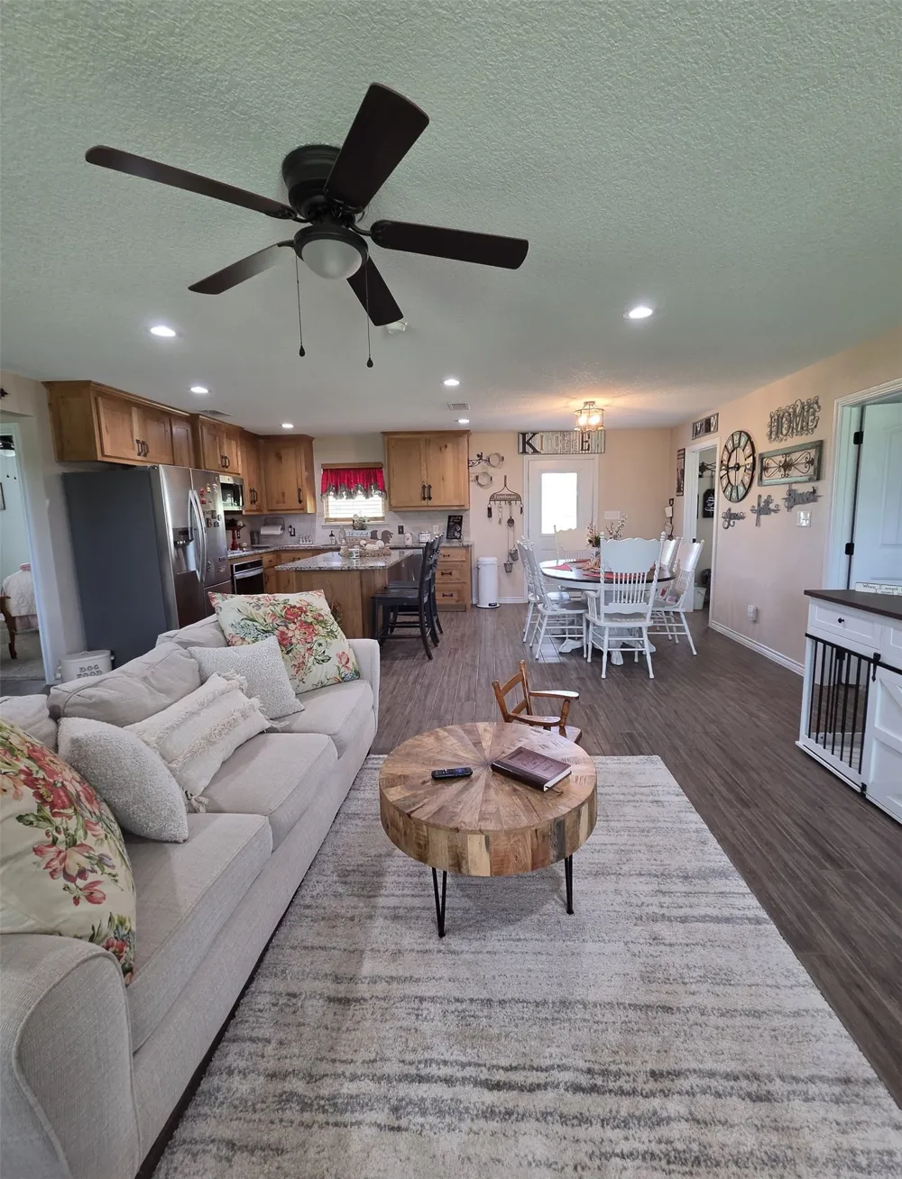 511 Erwin Road Poolville, TX 76487
