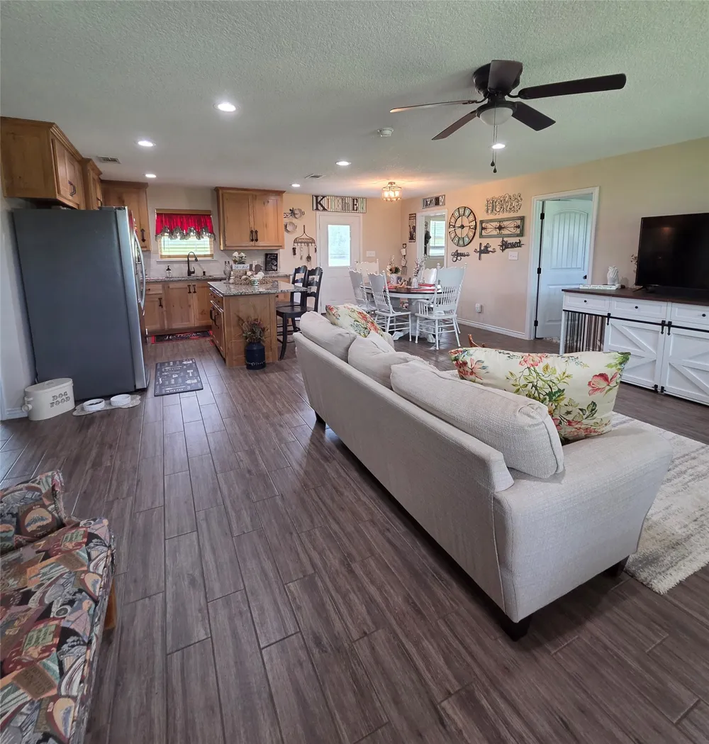 511 Erwin Road Poolville, TX 76487