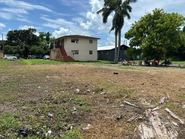 724 SW Avenue B Avenue Belle Glade, FL 33430