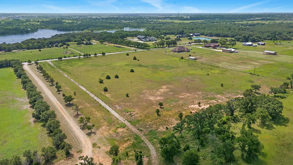23623 Alexander Road Pilot Point, TX 76258
