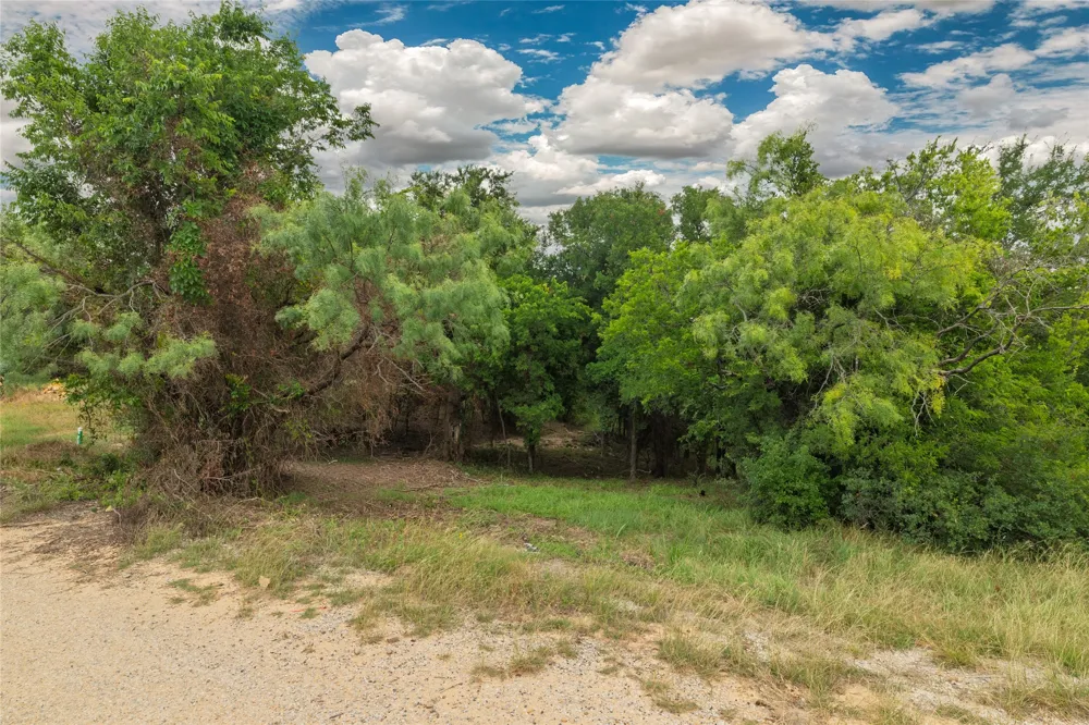 Lanai Circle Runaway Bay, TX 76426
