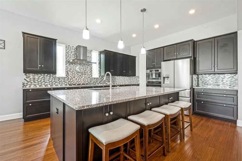 2501 Oak Bluff Drive Corinth, TX 76210