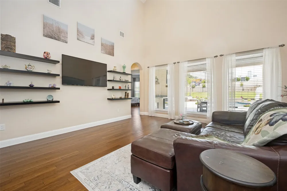 2501 Oak Bluff Drive Corinth, TX 76210