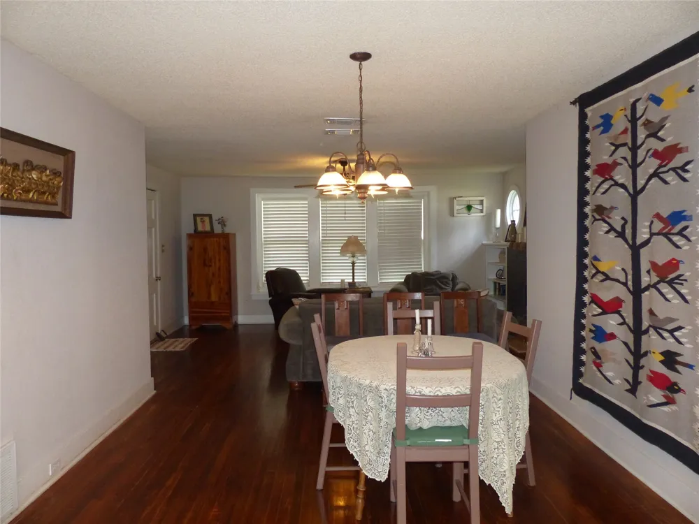 1801 Pine Brady, TX 76825