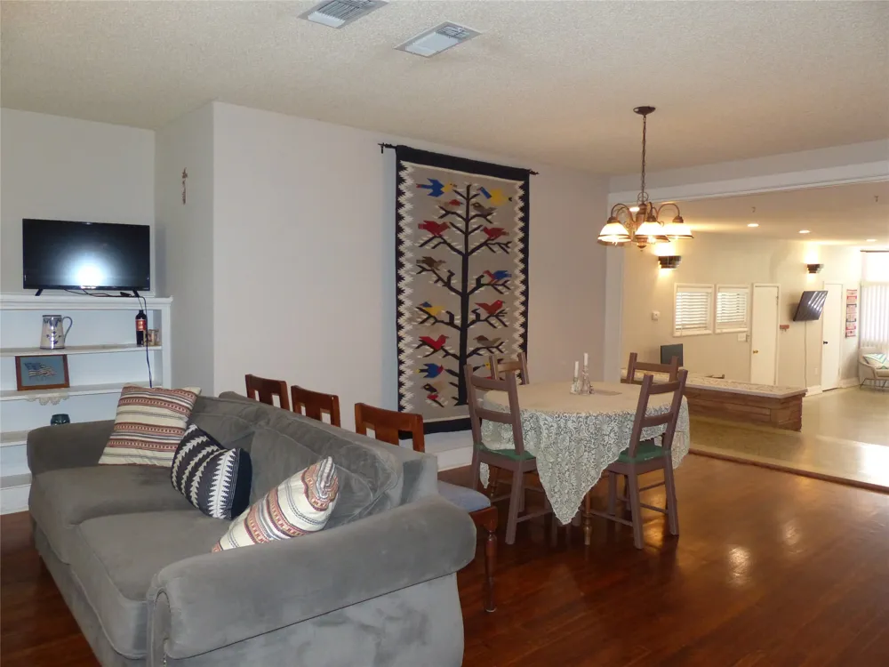 1801 Pine Brady, TX 76825