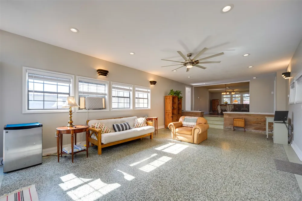 1801 Pine Brady, TX 76825