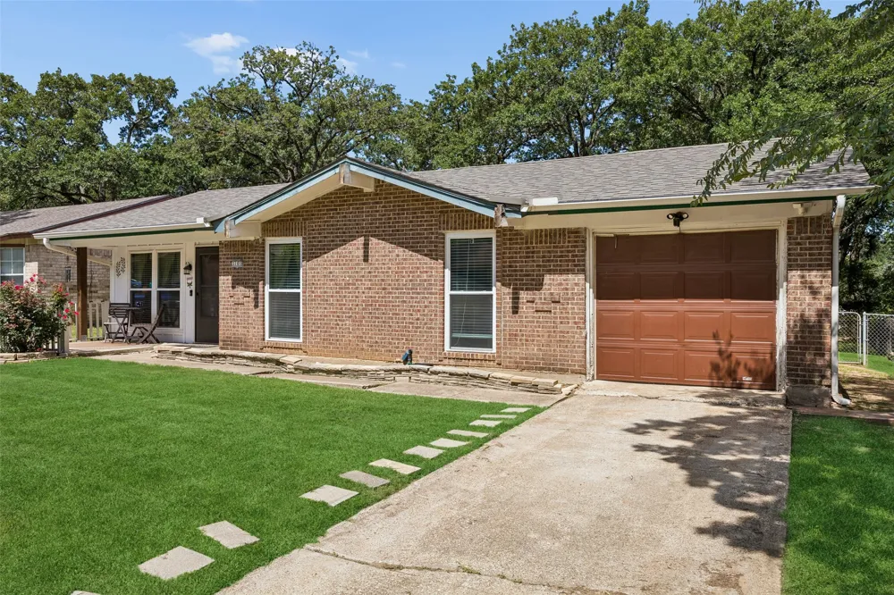3101 Forestdale Lane Balch Springs, TX 75180