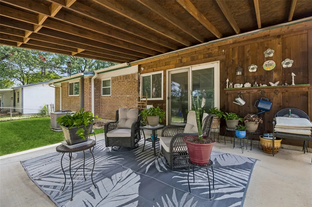 3101 Forestdale Lane Balch Springs, TX 75180