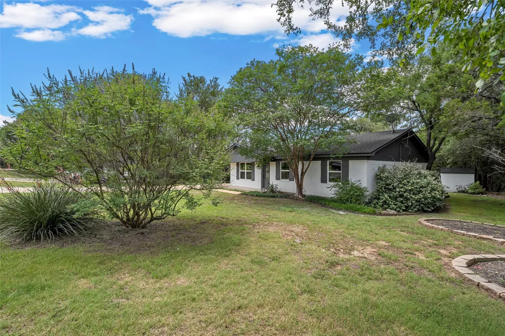 139 Cresthill Circle Valley Mills, TX 76689