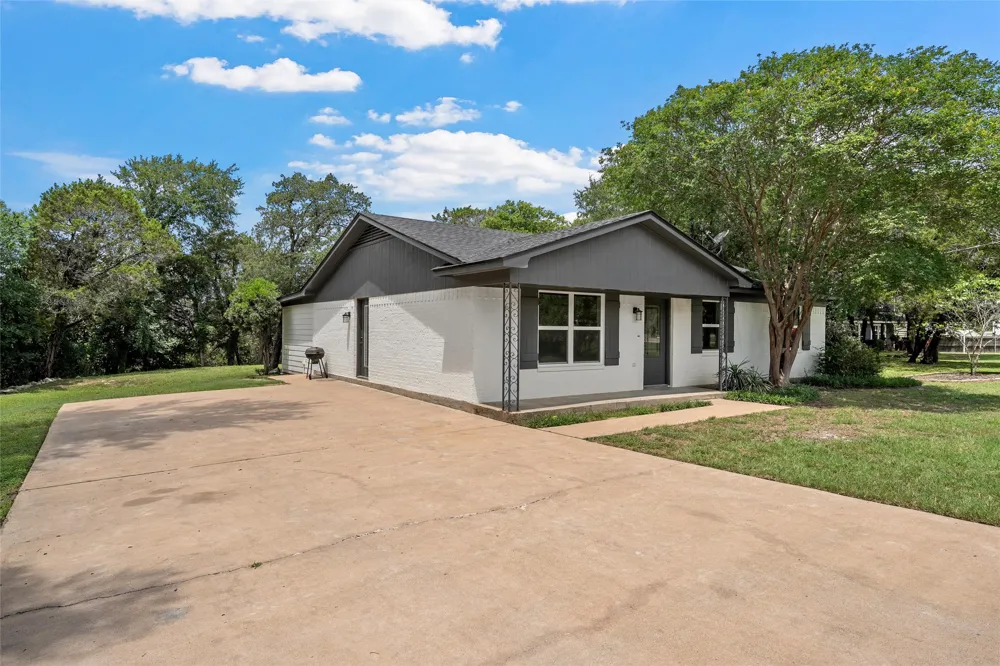 139 Cresthill Circle Valley Mills, TX 76689