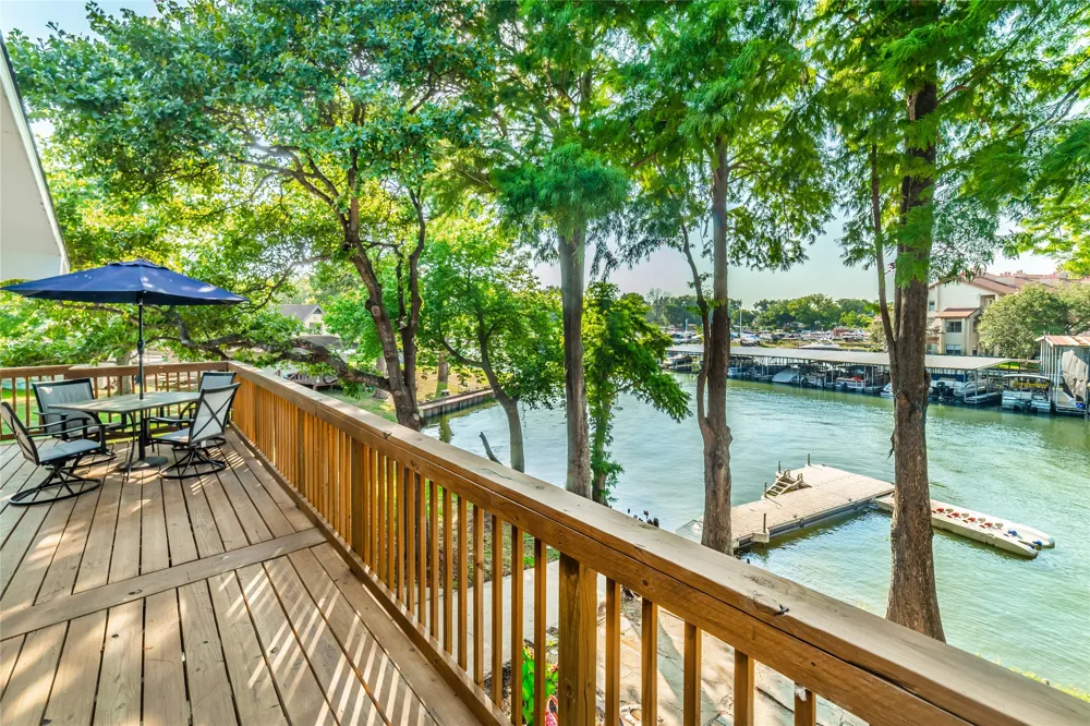 2100 Mason Lane Tool, TX 75143