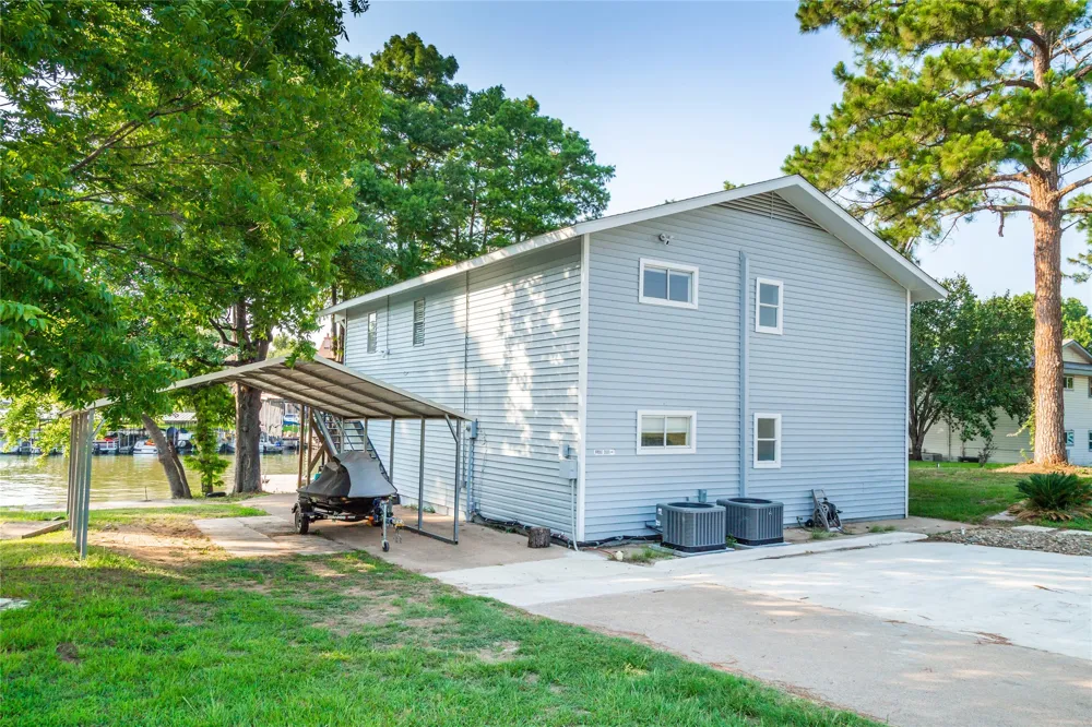 2100 Mason Lane Tool, TX 75143