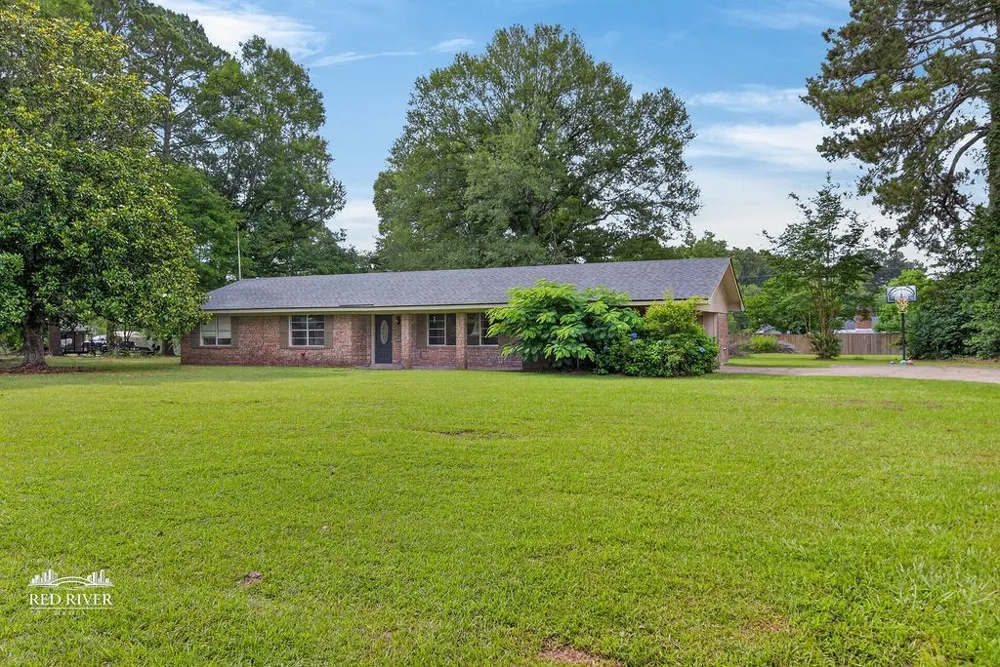 193 5th Avenue Sibley, LA 71073