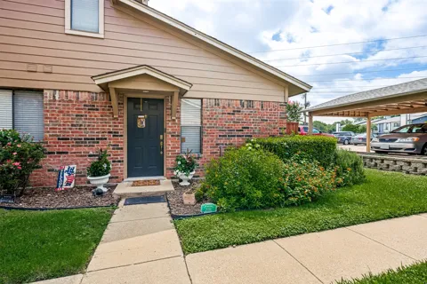5644 Cedar Creek Drive
