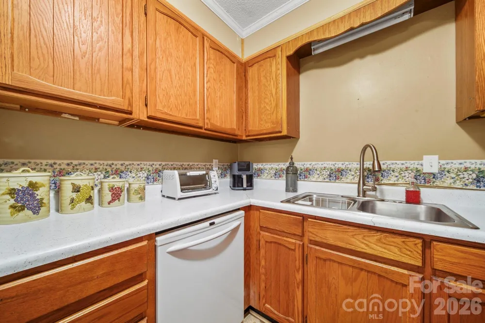 109 Carriage House Drive Kannapolis, NC 28081