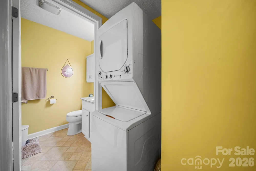 109 Carriage House Drive Kannapolis, NC 28081