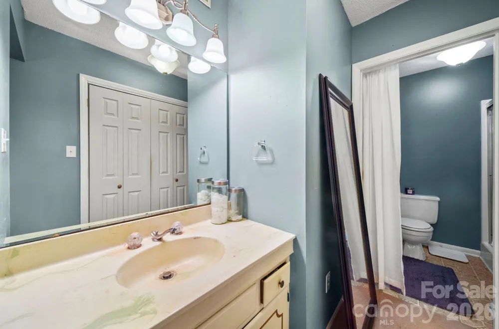 109 Carriage House Drive Kannapolis, NC 28081