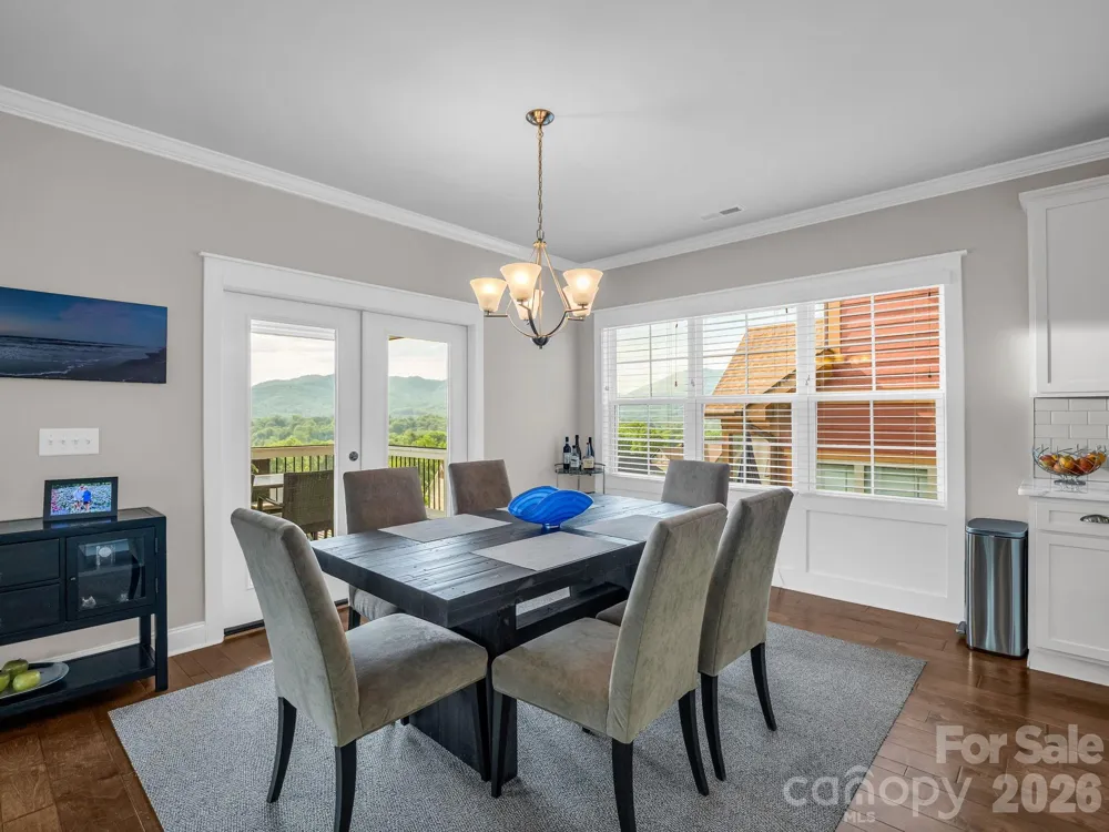 66 Tudor Way Black Mountain, NC 28711