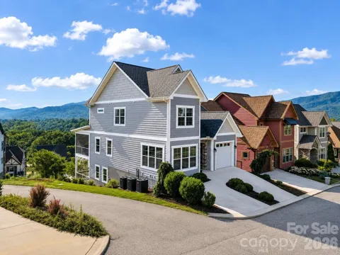 66 Tudor Way