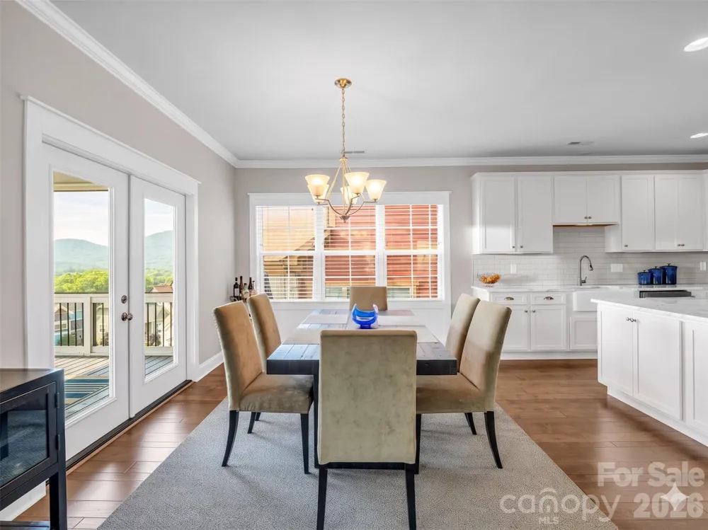 66 Tudor Way Black Mountain, NC 28711