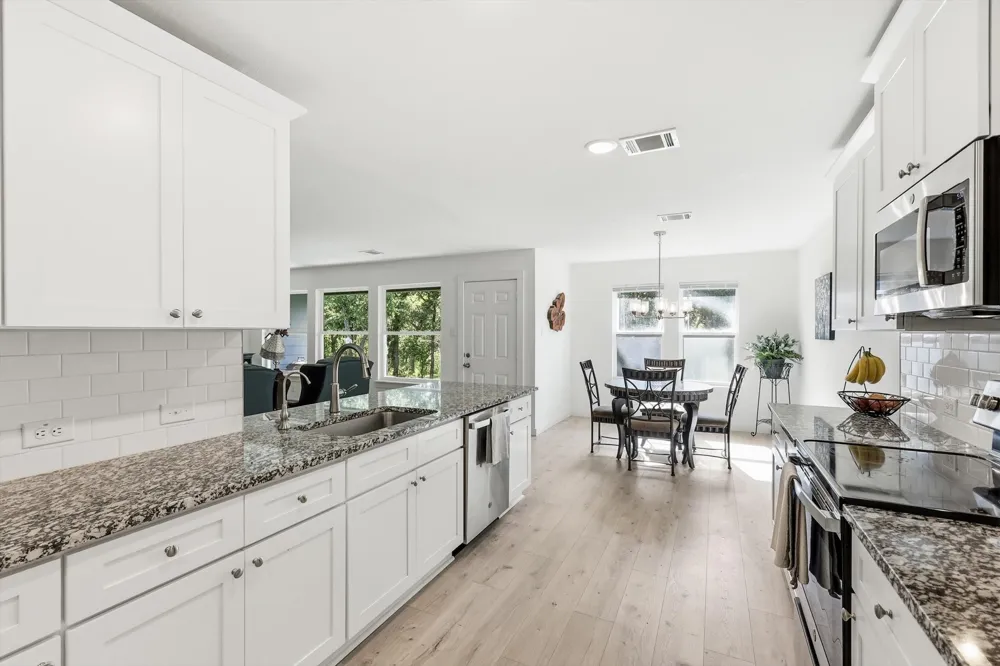 105 Jim Walters Drive Runaway Bay, TX 76426