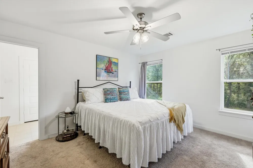105 Jim Walters Drive Runaway Bay, TX 76426