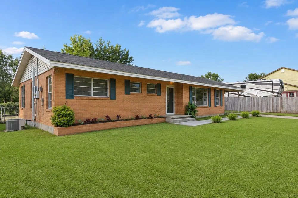 1100 Cedar Street Teague, TX 75860
