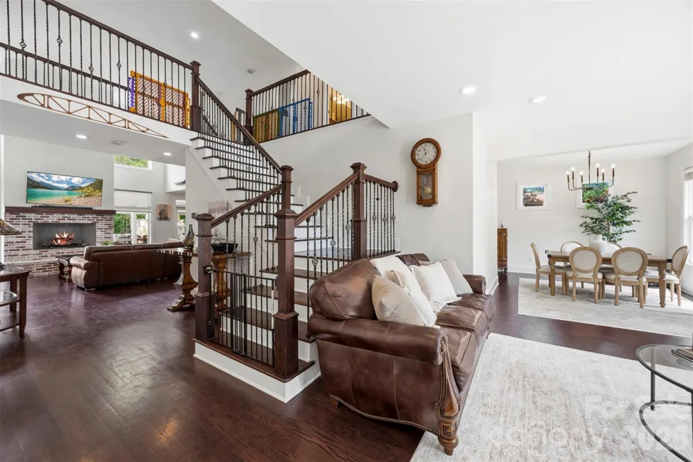 5555 Riverfront Road Lake Wylie, SC 29710