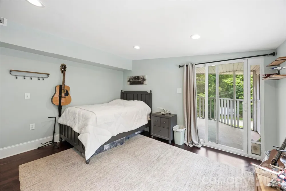 5555 Riverfront Road Lake Wylie, SC 29710