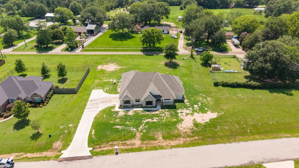 202 RS  COUNTY ROAD 1189 Emory, TX 75440