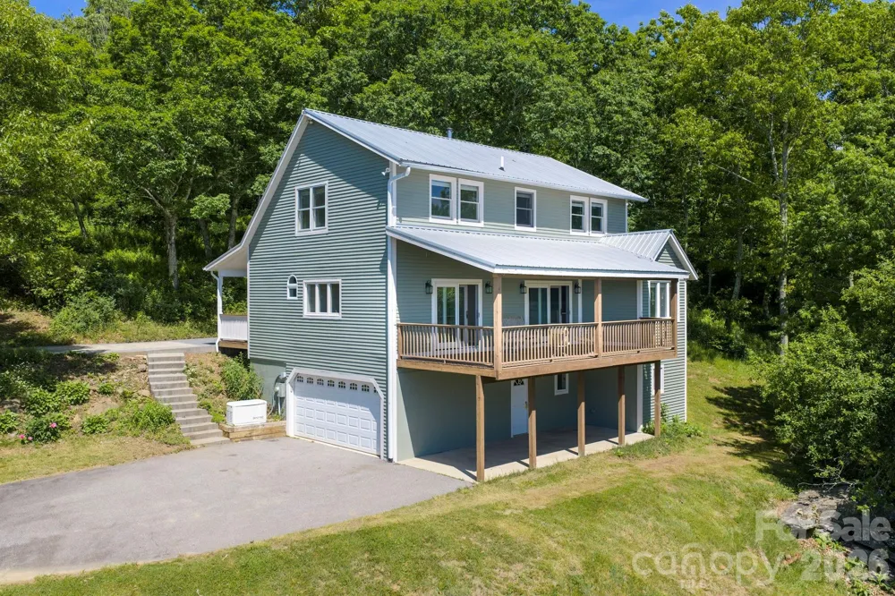 58 Randall Drive Fairview, NC 28730