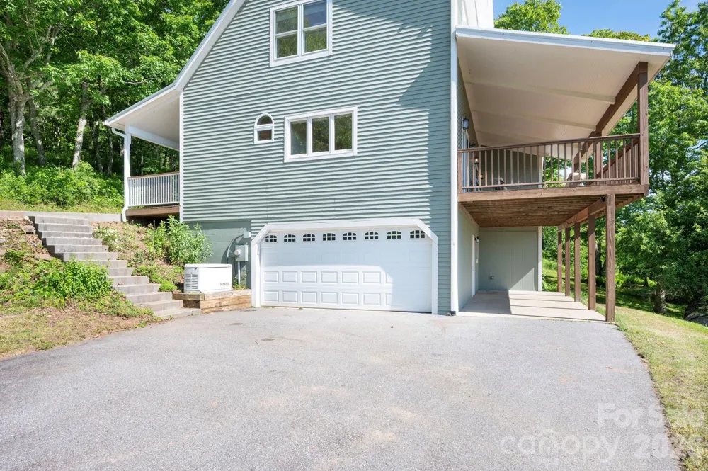 58 Randall Drive Fairview, NC 28730