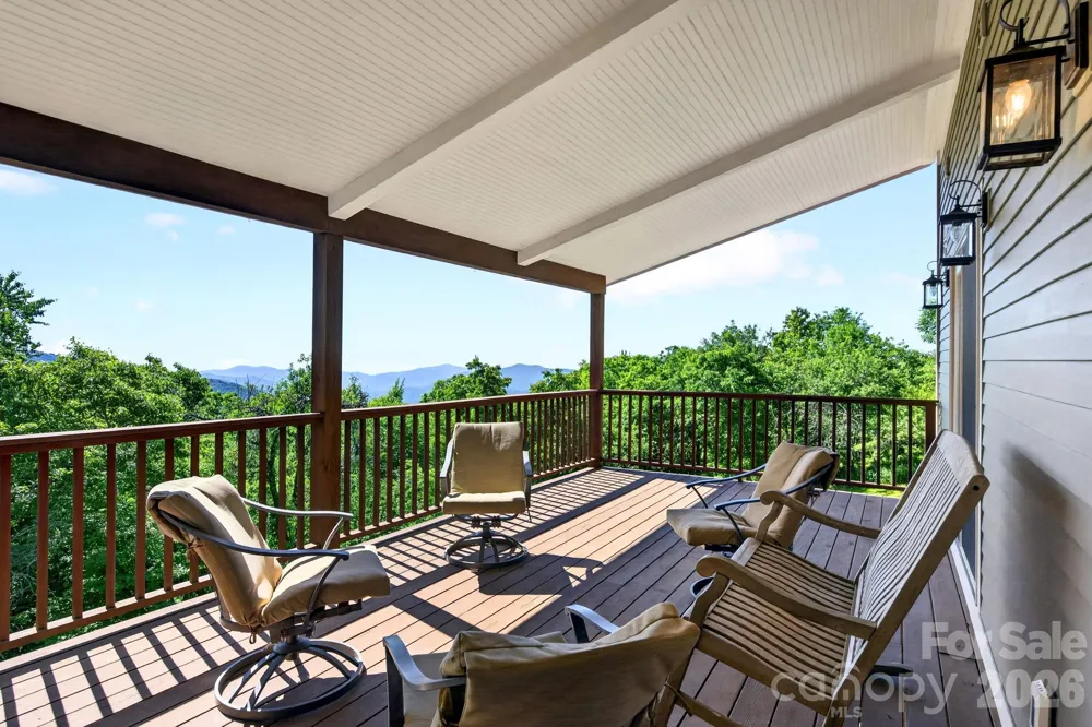 58 Randall Drive Fairview, NC 28730