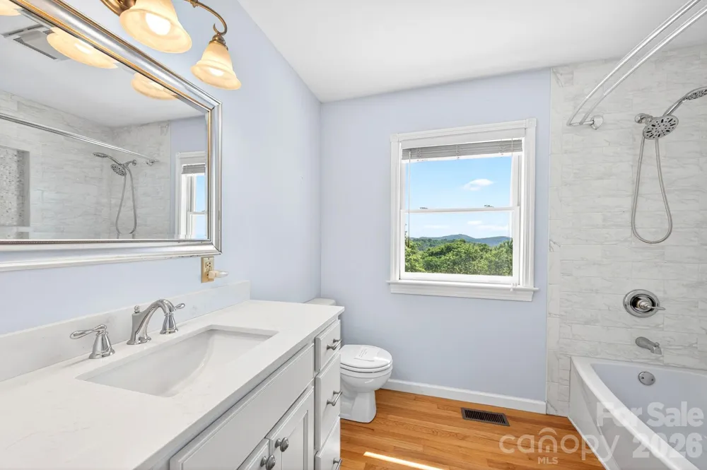 58 Randall Drive Fairview, NC 28730