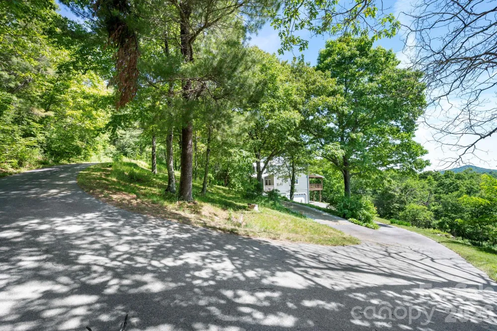 58 Randall Drive Fairview, NC 28730