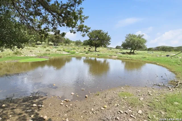 324 Private Road 3325 Sabinal, TX 78881