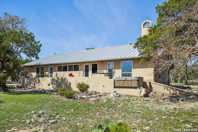 108 Brushy Drive Hunt, TX 78024