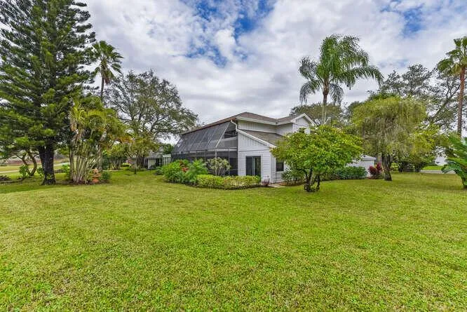 12698 SE Cascades Court Hobe Sound, FL 33455